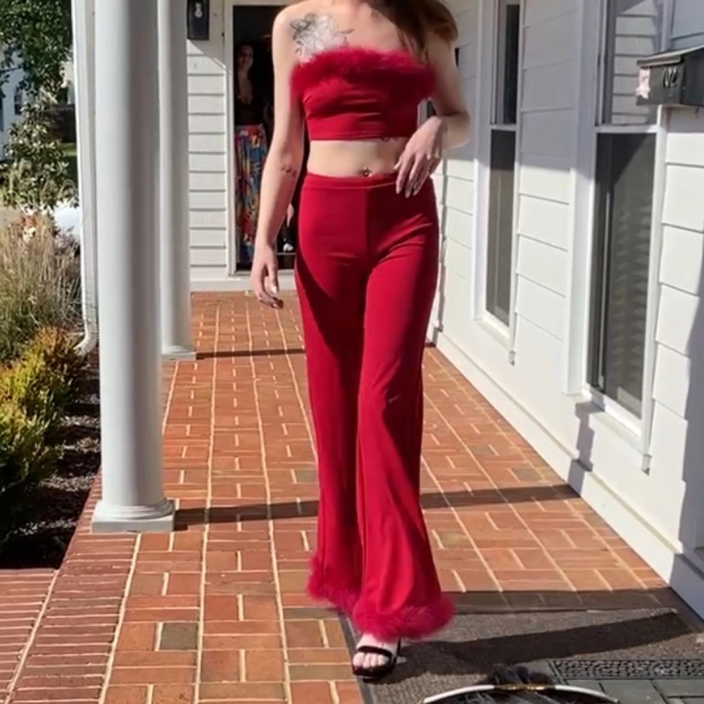 Pink Feather 2 piece set